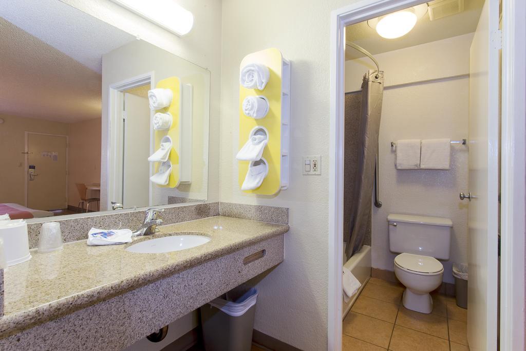 Cathedral Hill Hotel Сан Франциско Екстериор снимка